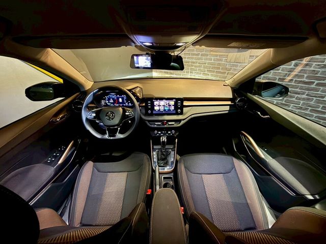 SKODA司科達 FABIA  第7張相片