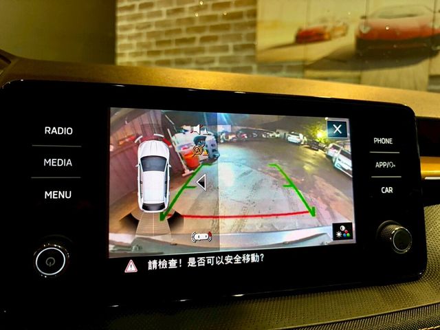 SKODA司科達 FABIA  第12張相片