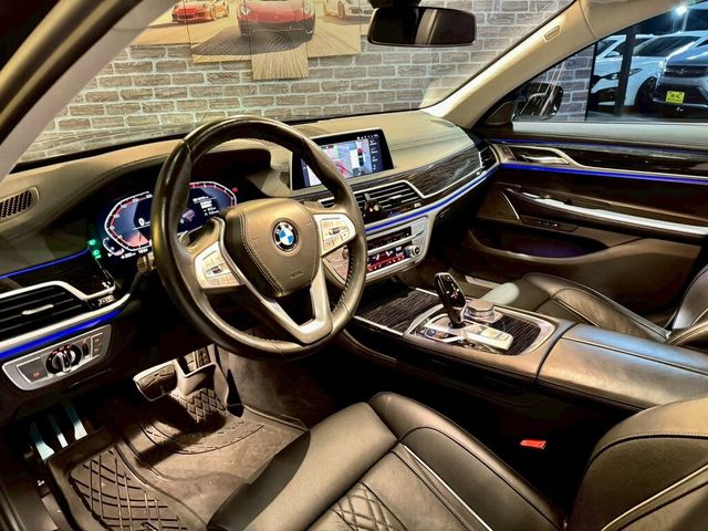 BMW寶馬 730I  第7張相片