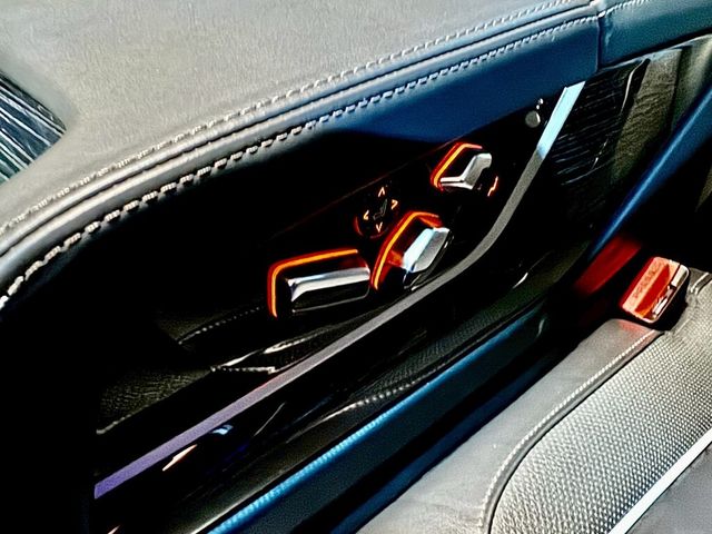 BMW寶馬 730I  第15張相片