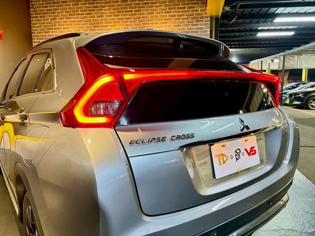 MITSUBISHI三菱 ECLIPSE  第6張相片