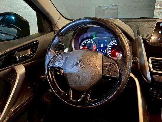 MITSUBISHI三菱 ECLIPSE  第11張相片