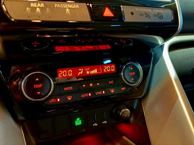 MITSUBISHI三菱 ECLIPSE  第15張相片