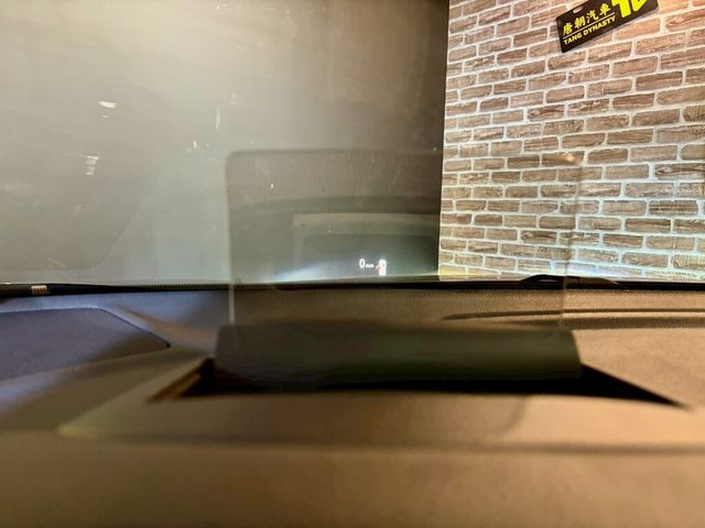 MITSUBISHI三菱 ECLIPSE  第18張相片