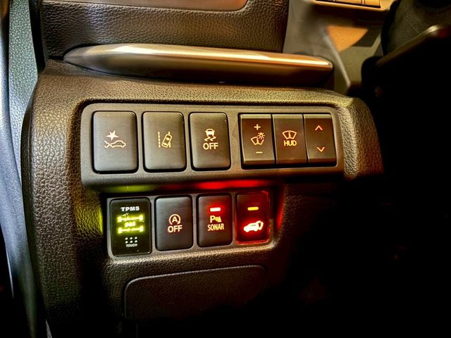 MITSUBISHI三菱 ECLIPSE  第19張相片