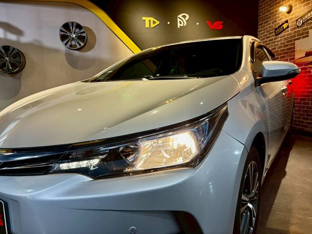 TOYOTA豐田 ALTIS  第5張相片