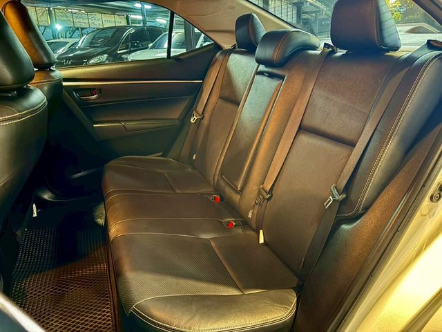 TOYOTA豐田 ALTIS  第10張相片