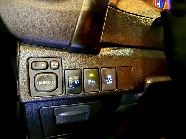 TOYOTA豐田 ALTIS  第17張相片