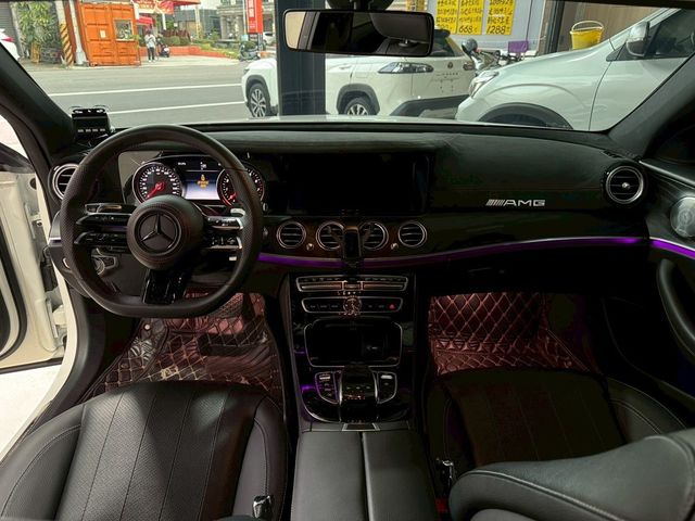 M-BENZ賓士 E300  第8張相片