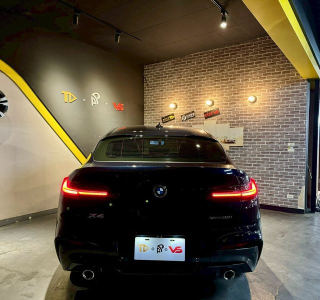 BMW寶馬 X4 XDRIVE30I  第4張相片