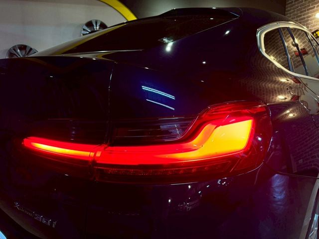 BMW寶馬 X4 XDRIVE30I  第6張相片