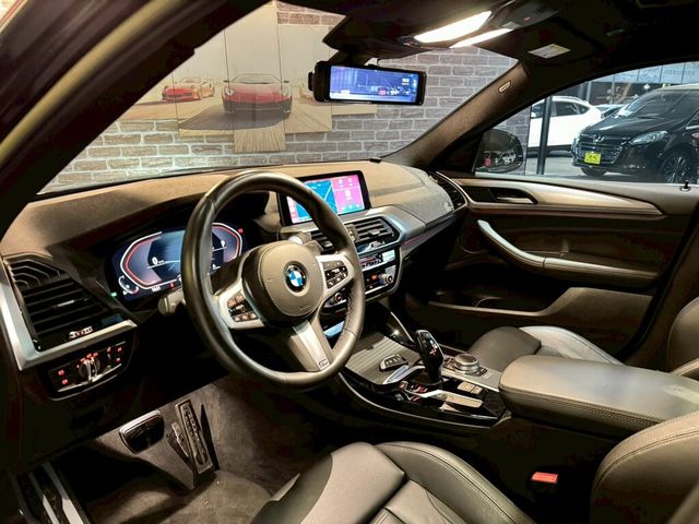 BMW寶馬 X4 XDRIVE30I  第9張相片