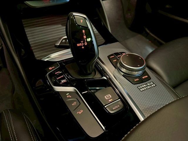 BMW寶馬 X4 XDRIVE30I  第16張相片