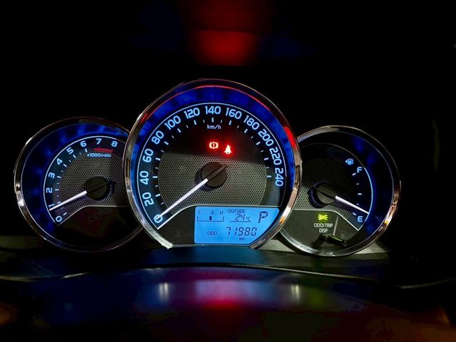 TOYOTA豐田 ALTIS  第10張相片