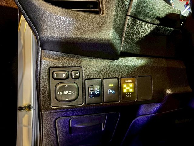 TOYOTA豐田 ALTIS  第14張相片