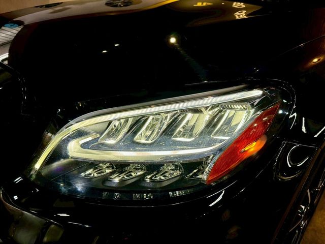 M-BENZ賓士 C300  第5張相片
