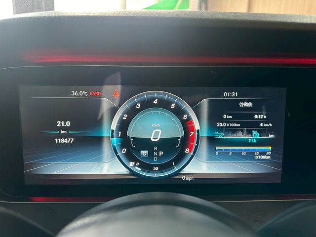 M-BENZ賓士 E300  第5張相片
