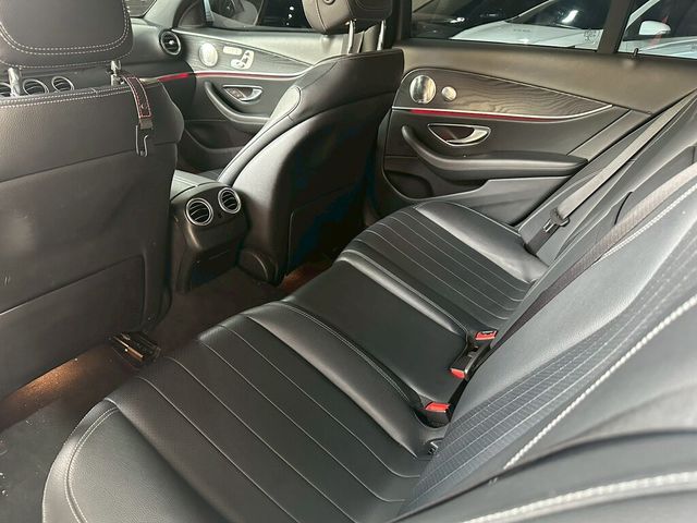M-BENZ賓士 E300  第7張相片