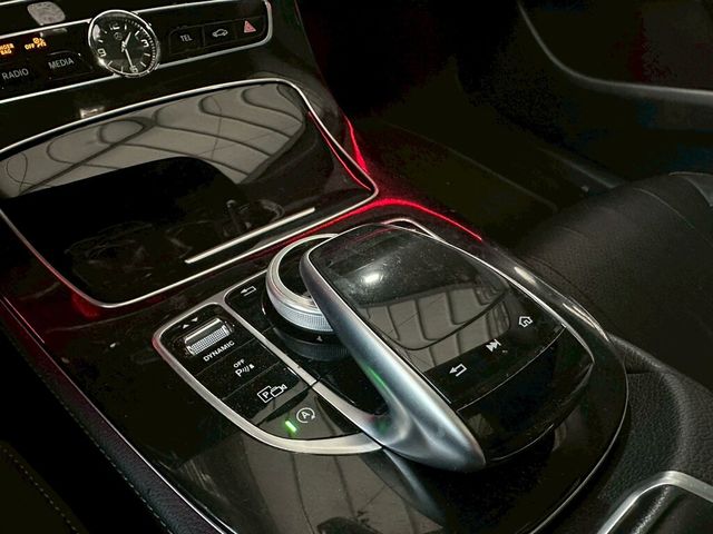 M-BENZ賓士 E300  第11張相片