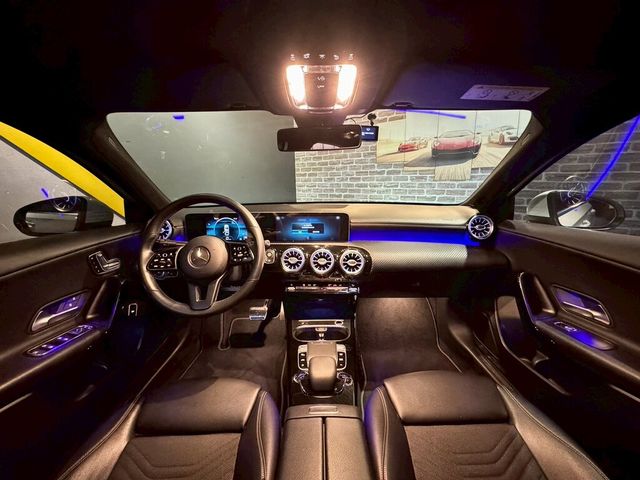 M-BENZ賓士 A180  第7張相片