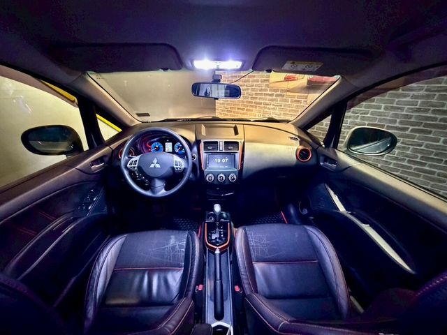 MITSUBISHI三菱 COLT PLUS  第7張相片