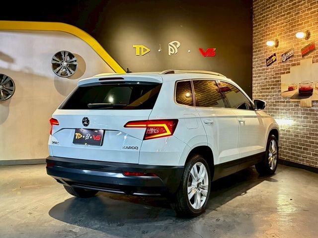 SKODA司科達 KAROQ  第2張相片