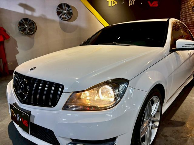 M-BENZ賓士 C250  第5張相片