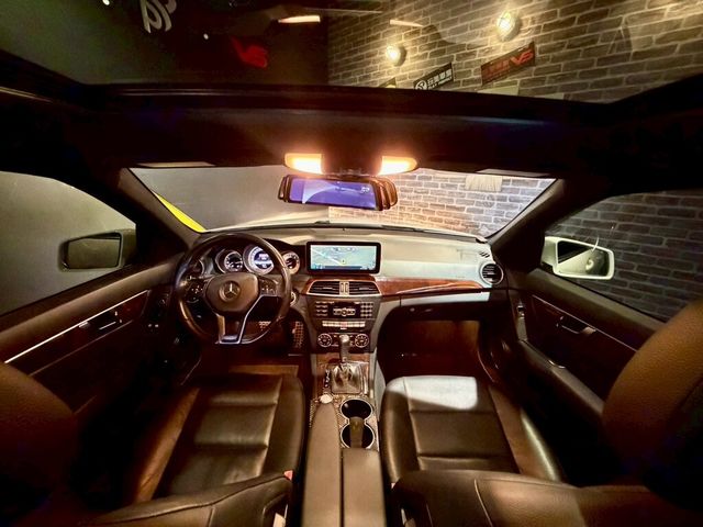 M-BENZ賓士 C250  第7張相片