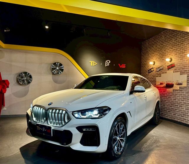 BMW寶馬 X6 XDRIVE40I  第1張相片