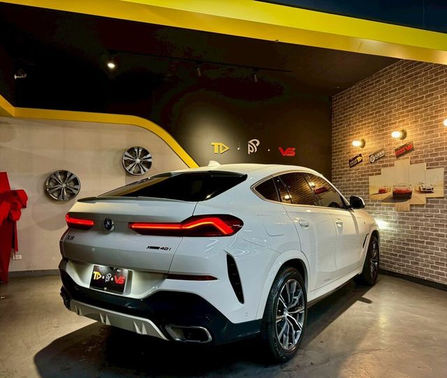 BMW寶馬 X6 XDRIVE40I  第2張相片