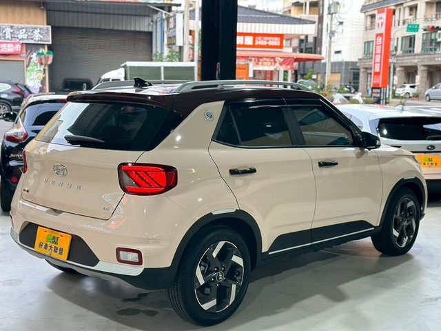 HYUNDAI現代 VENUE  第2張相片