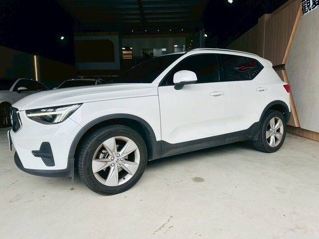VOLVO富豪 XC40  第4張相片