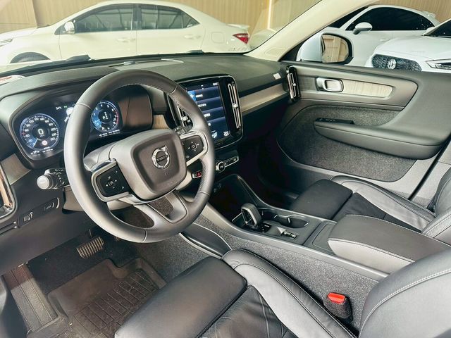 VOLVO富豪 XC40  第6張相片