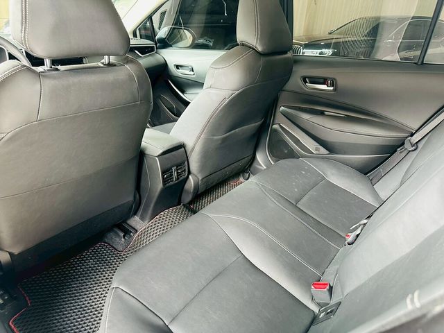 TOYOTA豐田 ALTIS  第6張相片