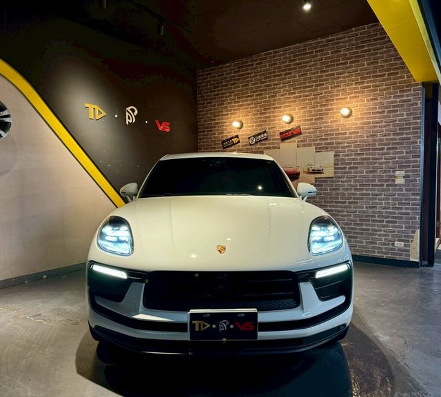 PORSCHE保時捷 MACAN  第3張相片