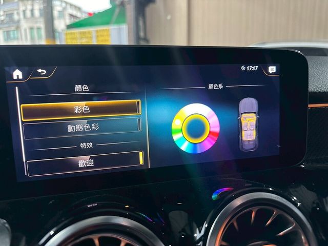 M-BENZ賓士 GLB200  第12張相片