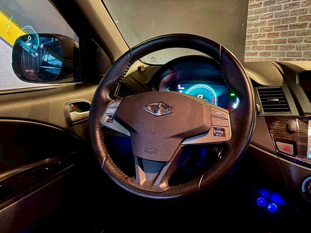 MITSUBISHI三菱 ZINGER  第10張相片