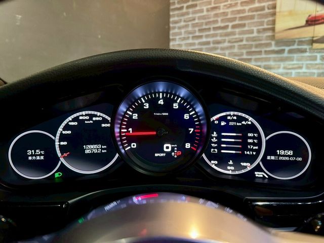 PORSCHE保時捷 PANAMERA  第11張相片