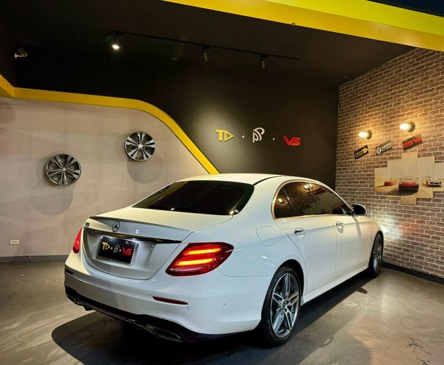 M-BENZ賓士 E300  第2張相片