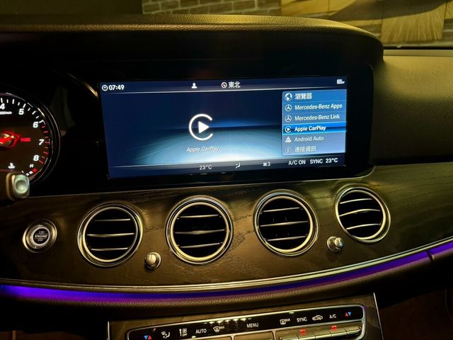 M-BENZ賓士 E300  第14張相片