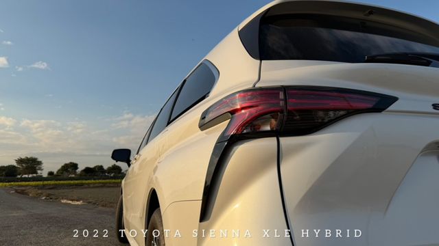 SIENNA  第18張相片