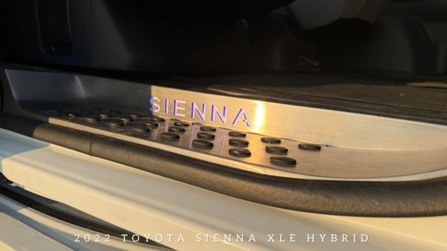 SIENNA  第20張相片