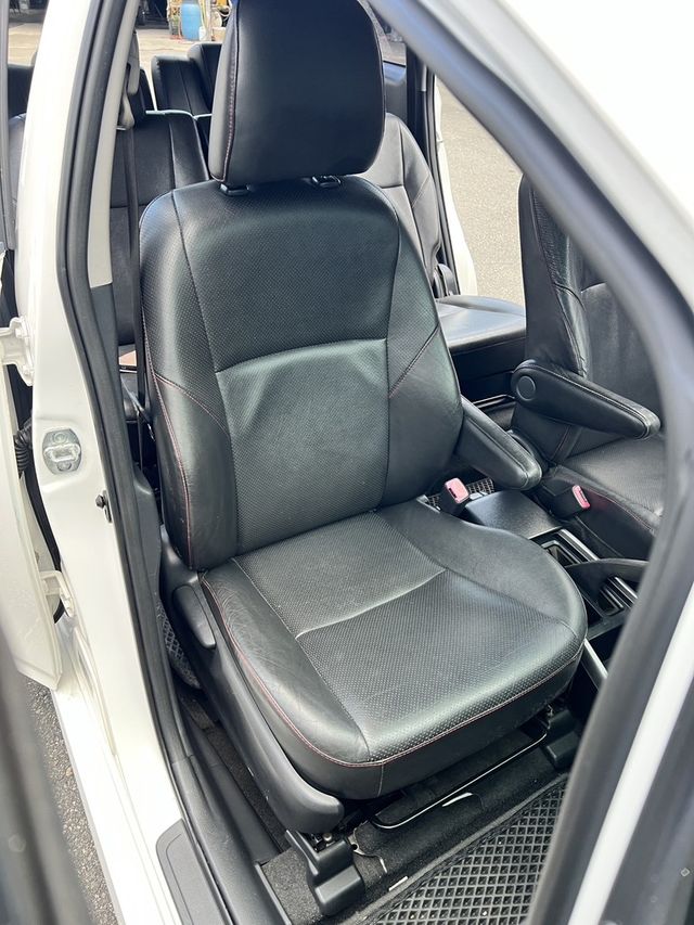 TOYOTA豐田 WISH  第18張相片