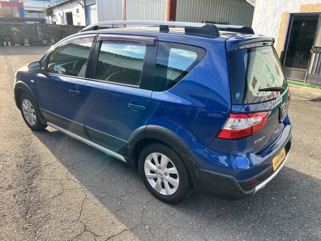 NISSAN日產 LIVINA  第4張相片