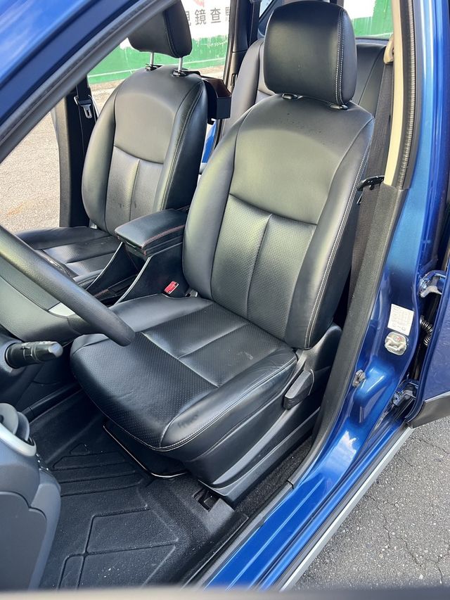 NISSAN日產 LIVINA  第15張相片