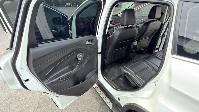 FORD福特 KUGA  第10張相片