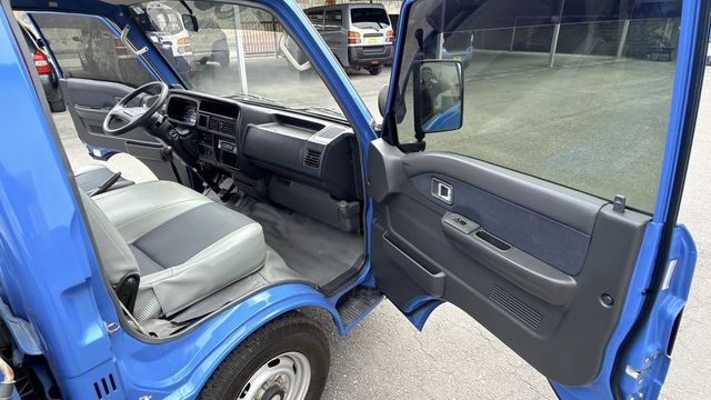 FORD福特 ECONOVAN  第9張相片