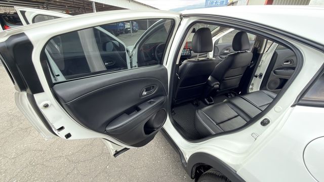 HONDA本田 HR-V  第13張相片