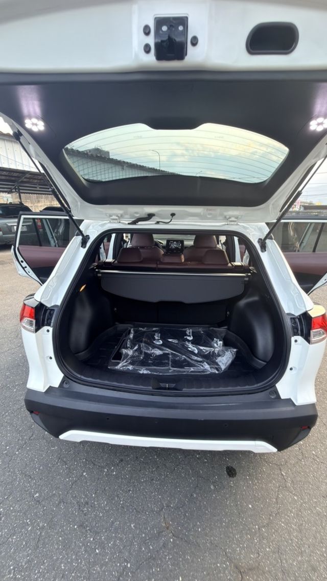 TOYOTA豐田 COROLLA CROSS  第19張相片