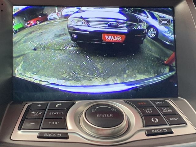 IKEY頂級V6引擎只跑11萬里程/全頂黑玻璃雙天窗/雙前電動椅/導航/定速/音樂快撥鍵/恆溫/倒車顯影/抬顯  第8張相片